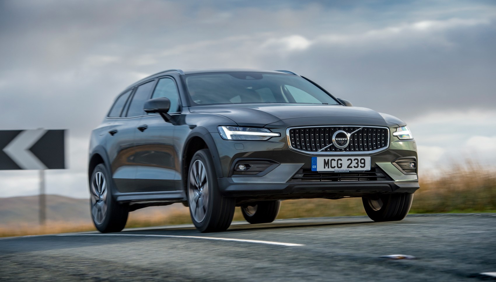 Volvo V60 Cross Country review tough yet gentle CAR