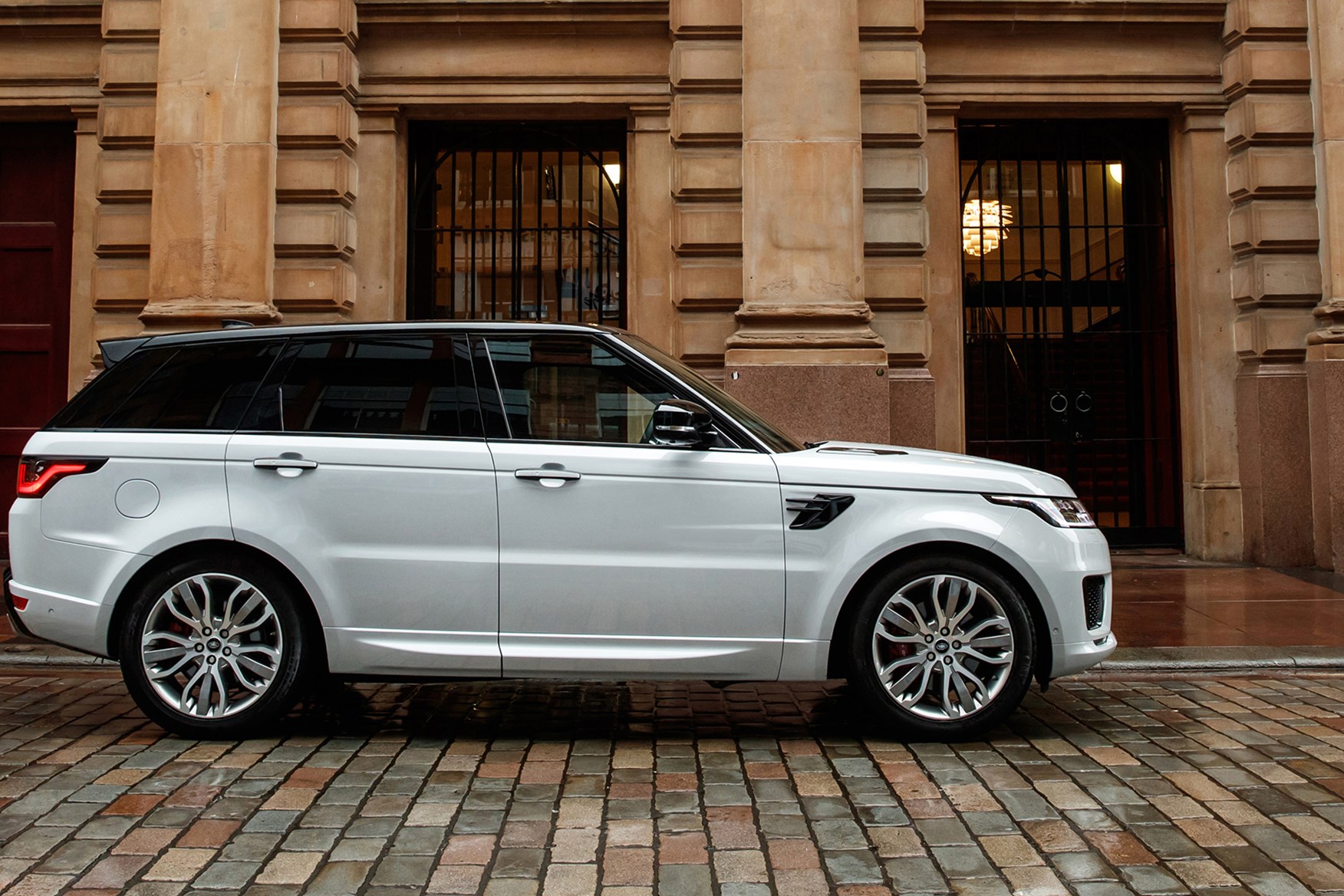 2021 land rover range rover sport pricing