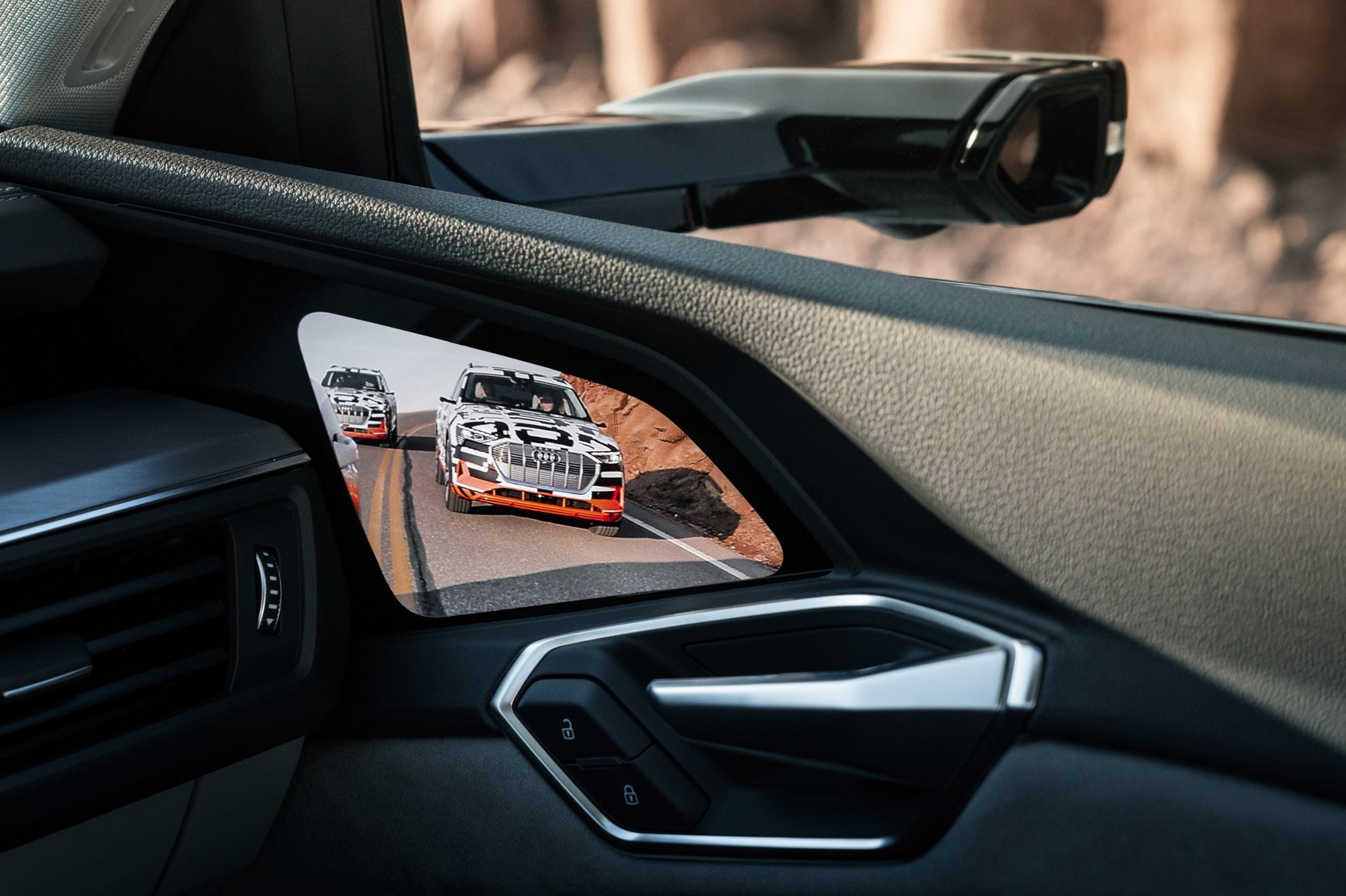 Audi e-Tron virtual mirrors: do they work? - EasyBlog