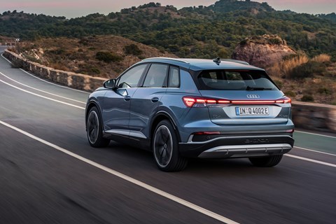 q4 etron rear tracking