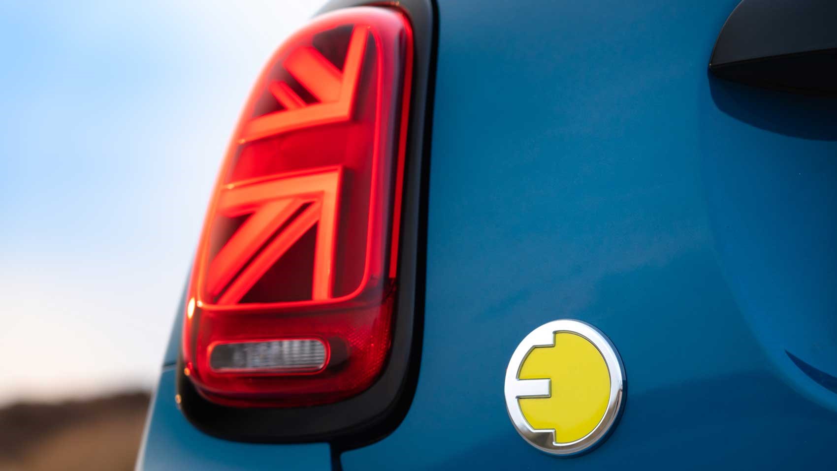 mini electric rear light