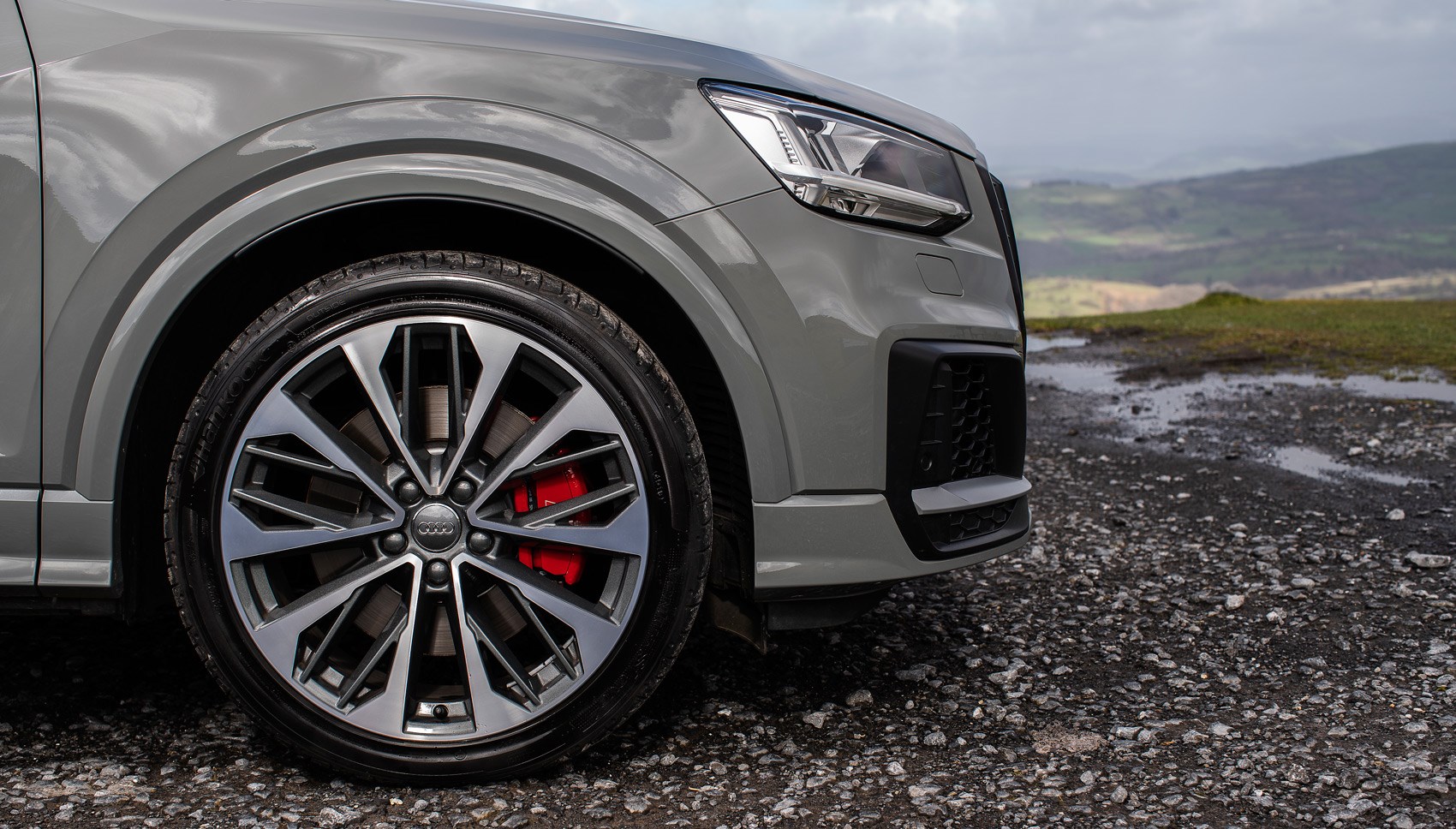 Audi SQ2 wheel