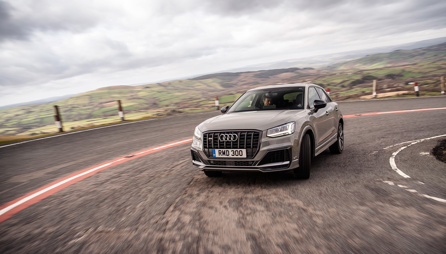 Audi SQ2 front cornering