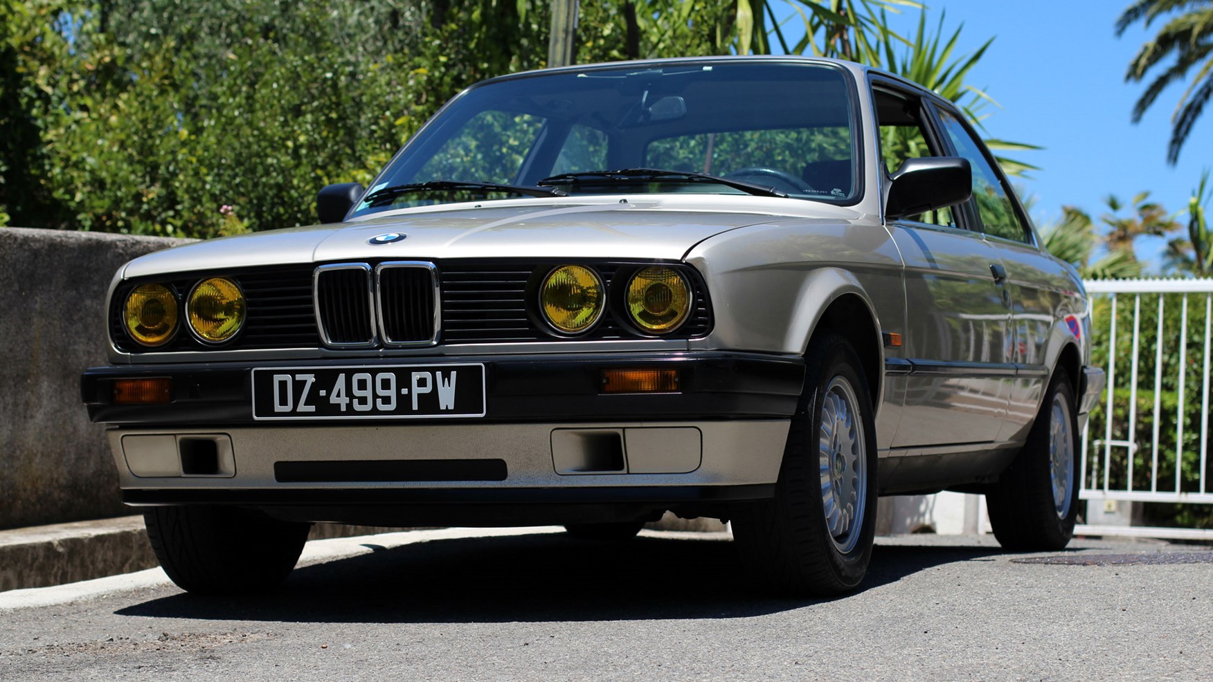 Driving The Classics Bmw E30 1989 Car Magazine