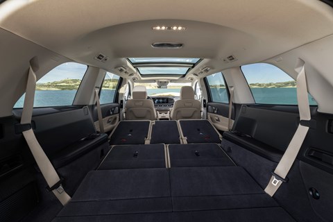 Mercedes GLS rear seats flat