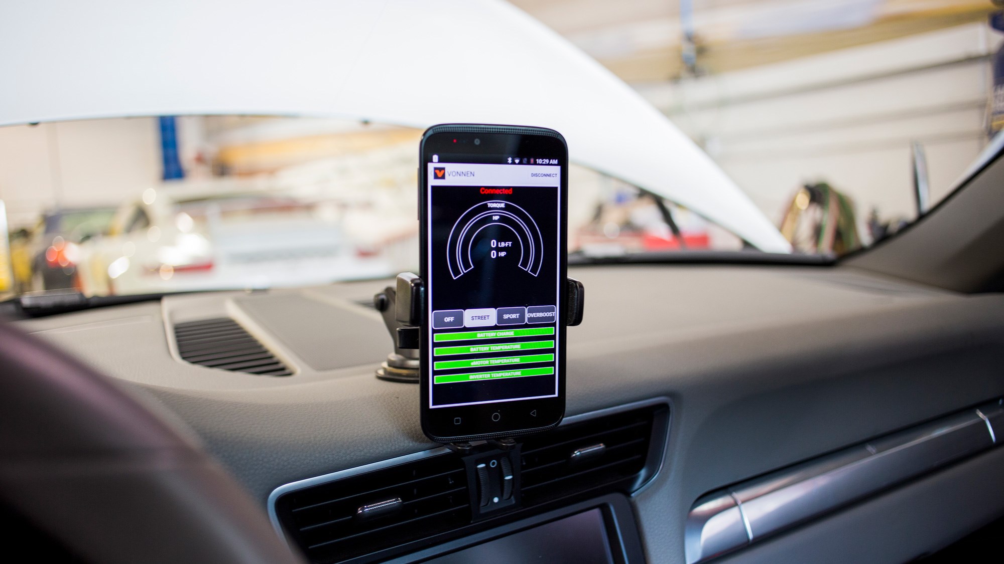 Hybrid power is controlled from the dashboard Hybrid power is controlled from the dashboard
