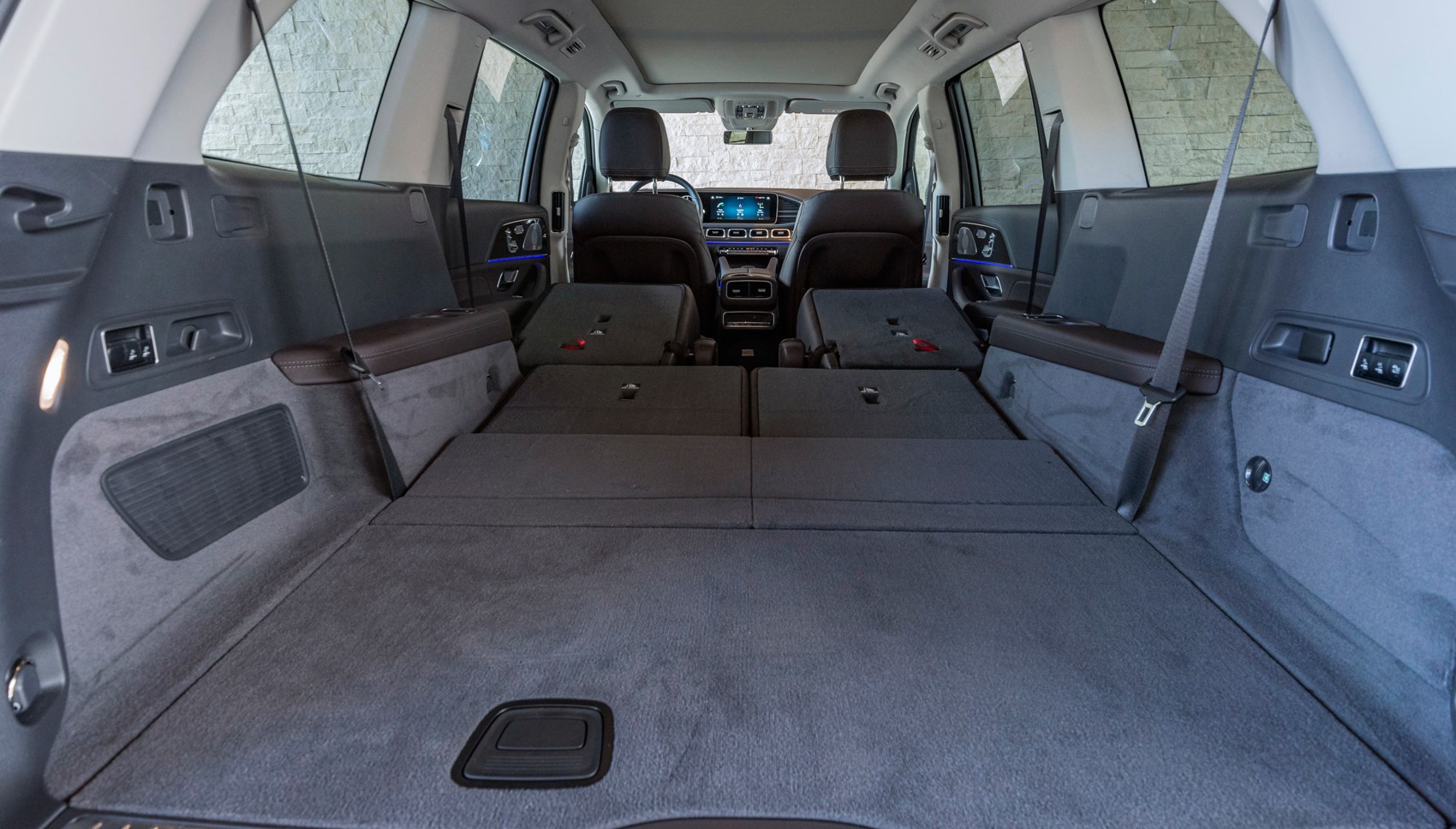 Mercedes GLS boot