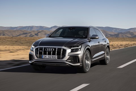 Audi SQ8 front tracking