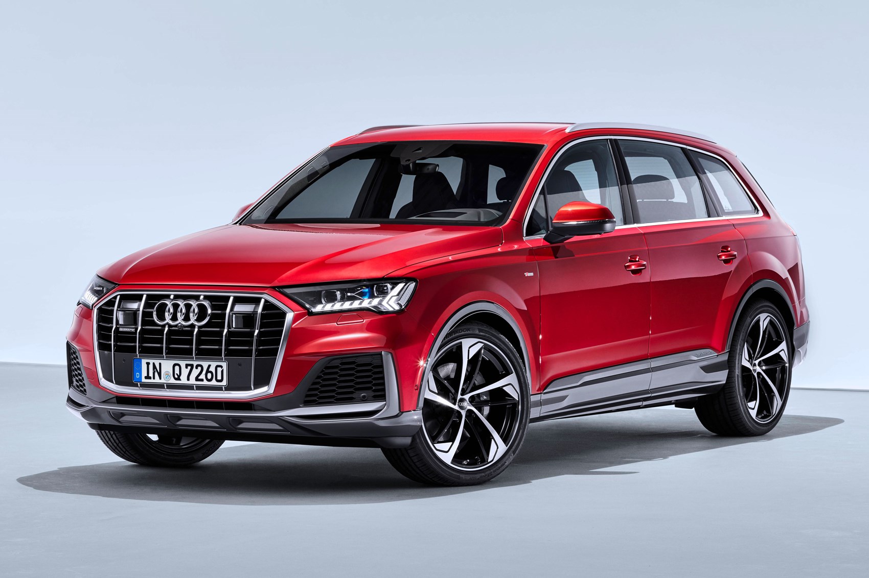 Audi Q7 facelift new cabin and mildhybrid tech for sevenseat SUV