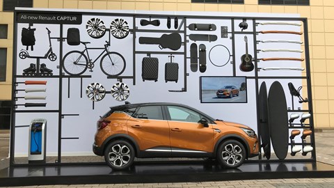 Renault Captur mk2 at the Frankfurt motor show 2019 - side view, orange