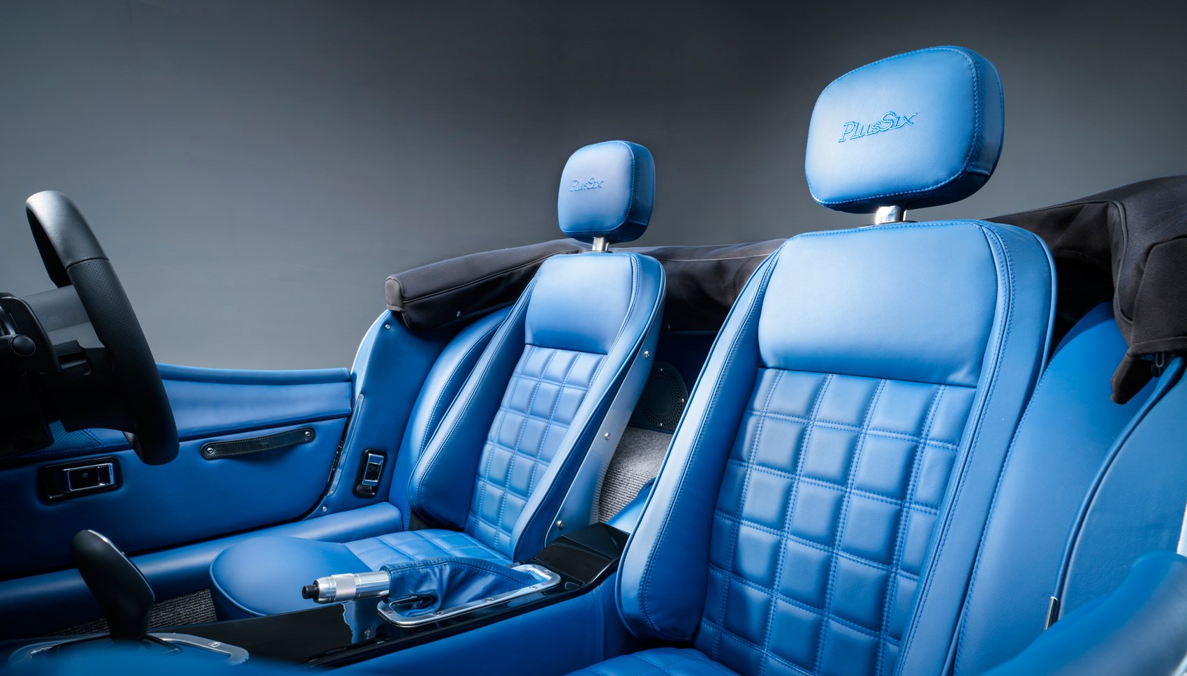 Morgan Plus Six seats