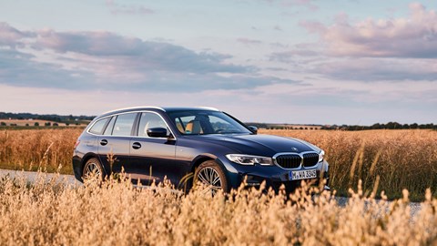 New BMW 3-series Touring review: 320d and 330d estates driven in UK ...