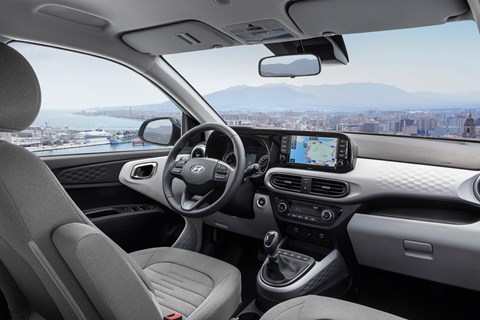 Hyundai i10 interior