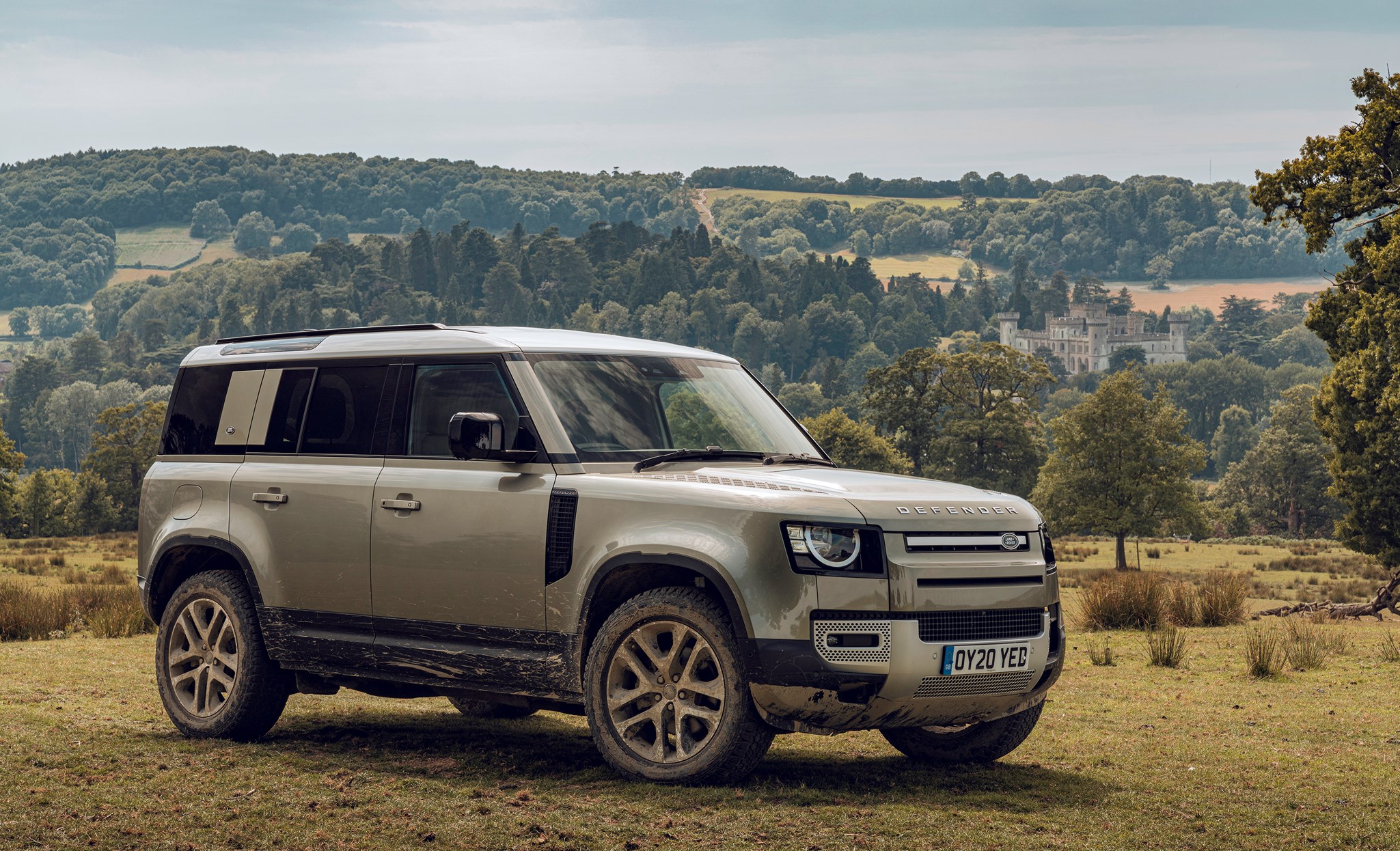 Range Rover Build Spec  - Discover The Features In The Hse, Vogue, Vogue Se, Autobiography And Svautobiography Dynamic Models.