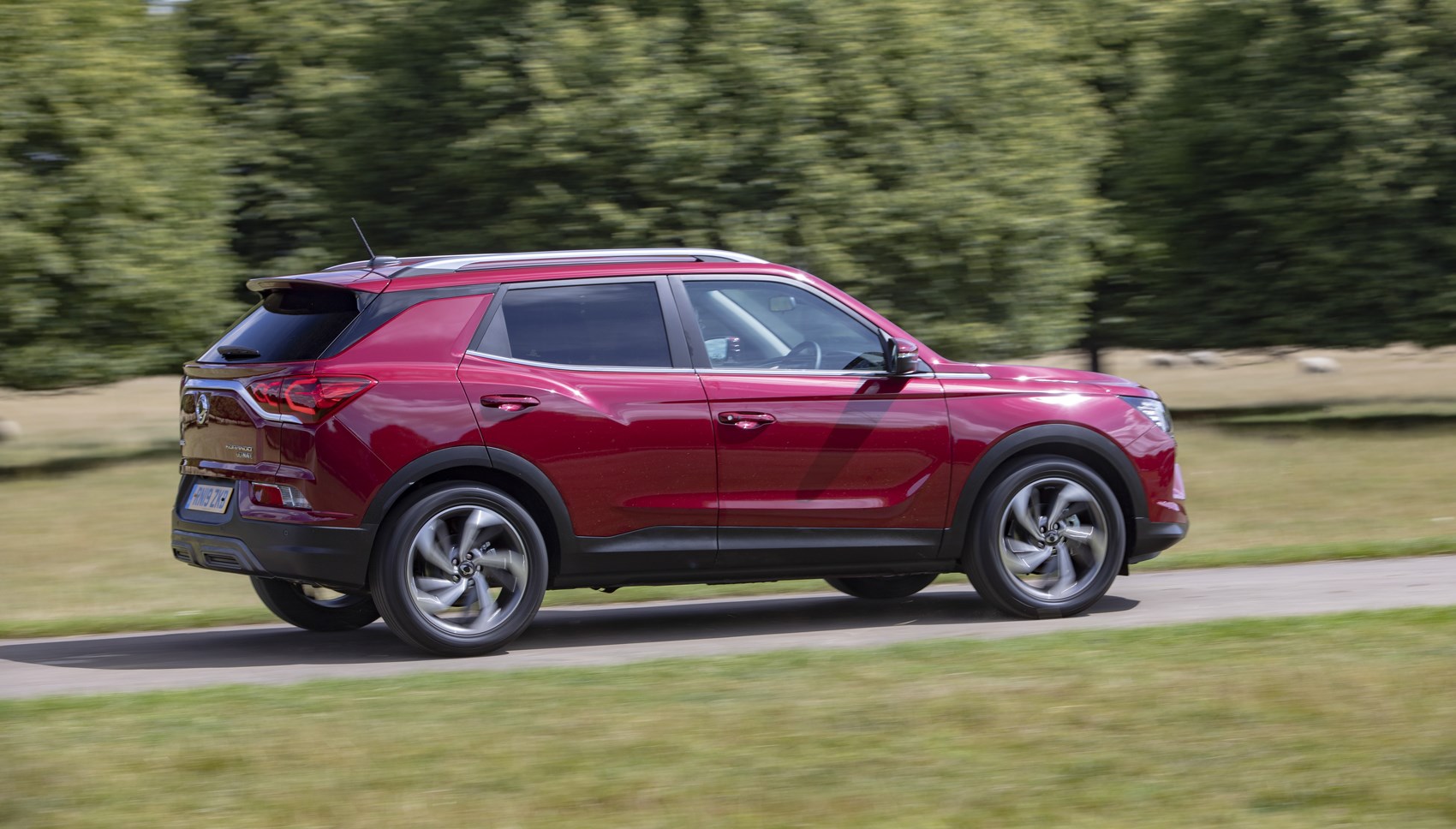 Korando side pan