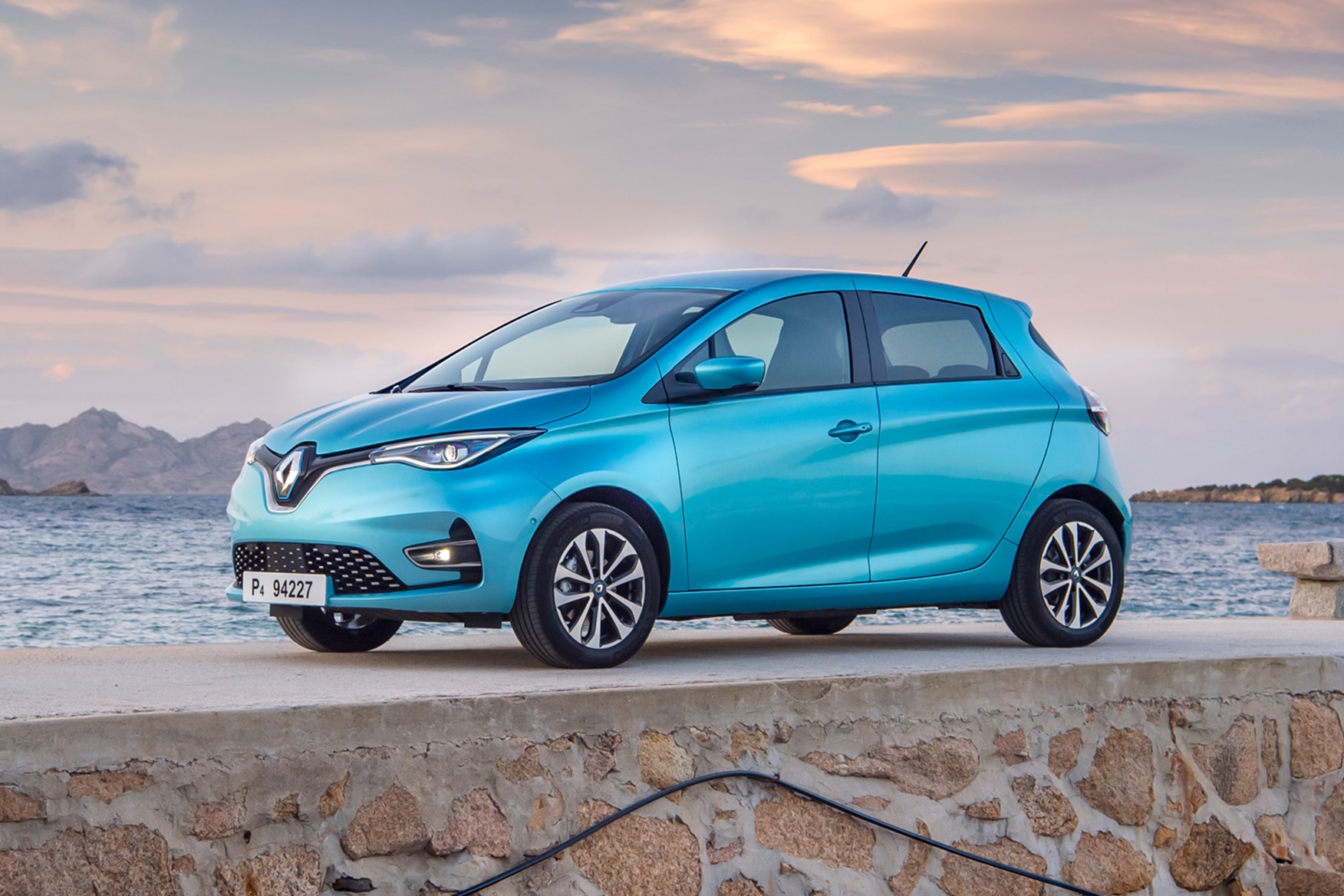 Renault Zoe EV Review: Long Range In A Little Package | CAR Magazine