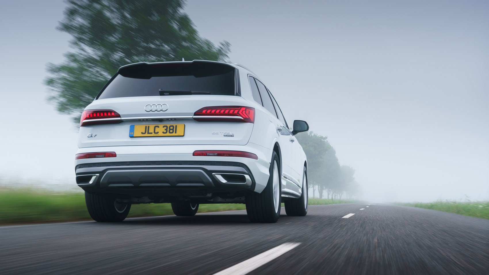 q7 hybrid rear tracking