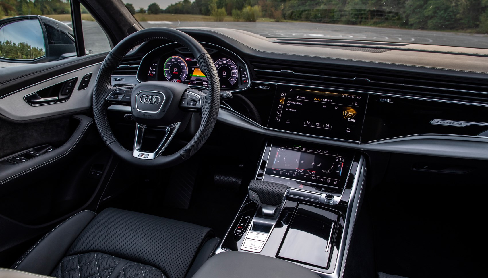 Audi Q7 60 Tfsie Hybrid 2019 Review Electric Dreams Car