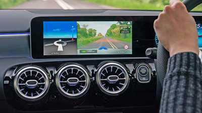 Merc's augmented reality nav: does it work?