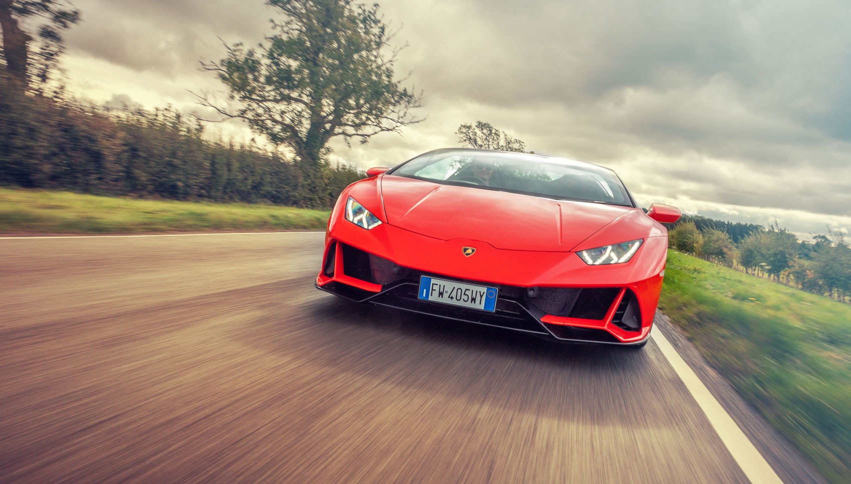 Huracan Spyder front tracking