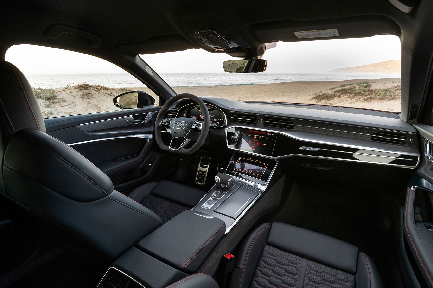 Audi RS6 interior: a posh cabin