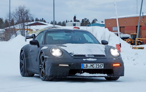 Spied on winter test: the new 2020 Porsche 911 GT3