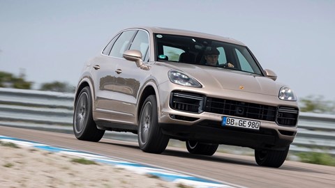 Gold 2021 Porsche Cayenne Turbo S E-Hybrid