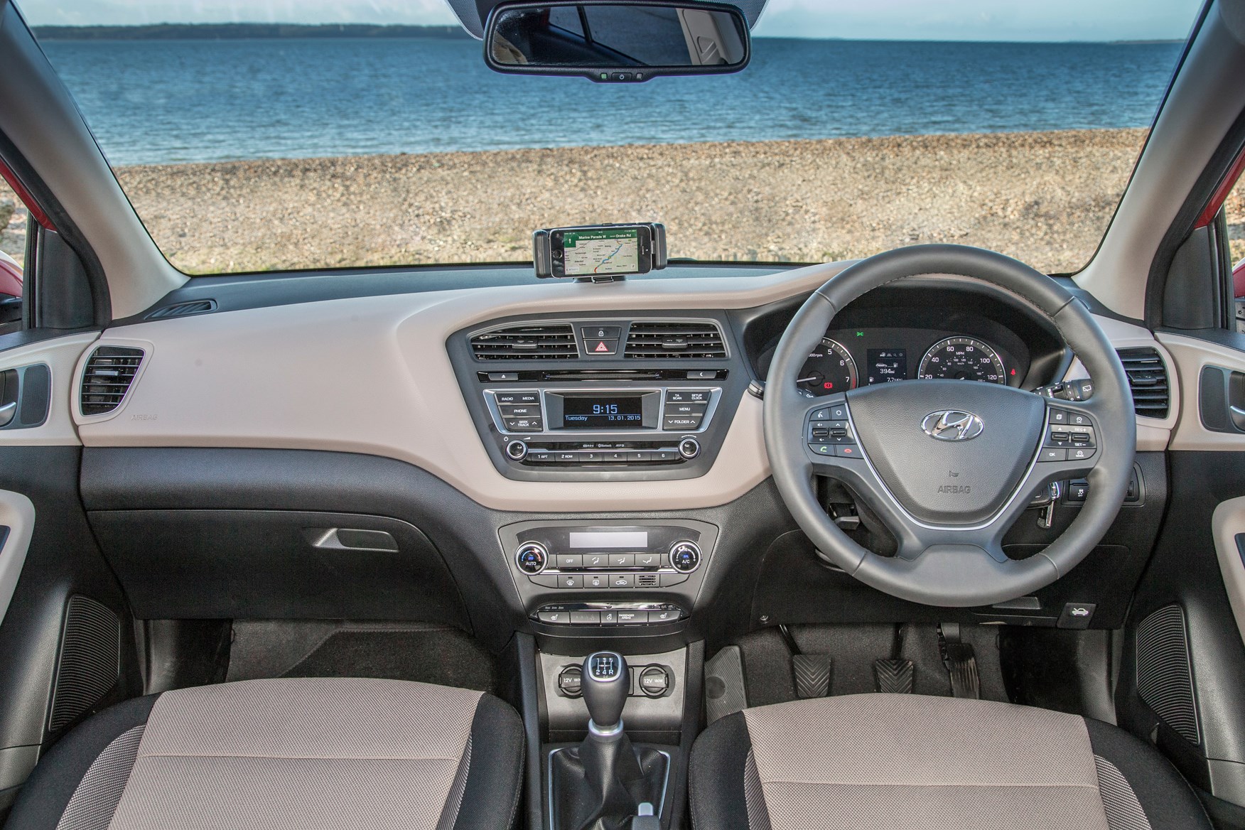 Hyundai i20 1.4 SE (2015) review CAR Magazine