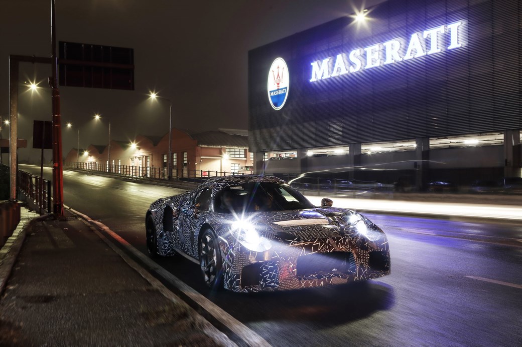maserati_supersportiva_80.jpg