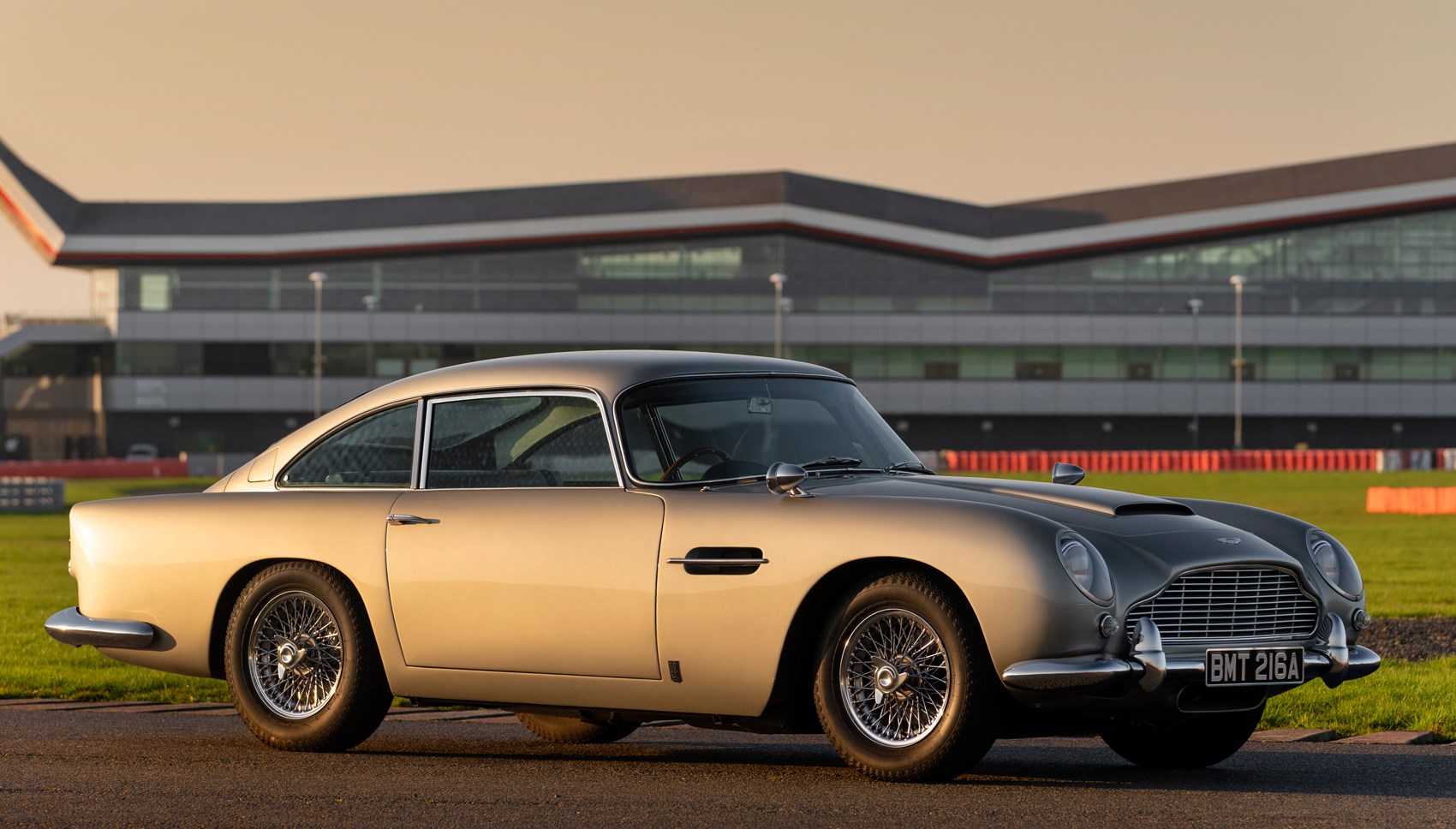 Aston DB5 front static