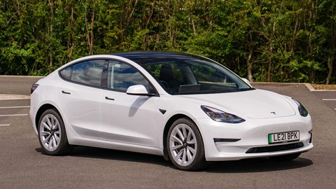 Messing Onvoorziene omstandigheden niets Tesla Model 3 Review | CAR Magazine