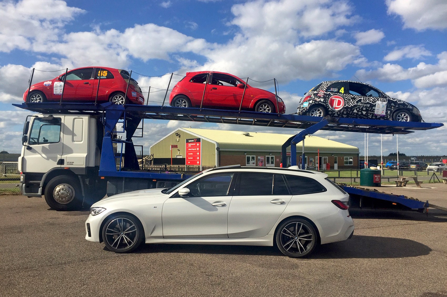 rijm Minimaliseren Herhaal BMW 330i Touring long-term test (2020) review | CAR Magazine