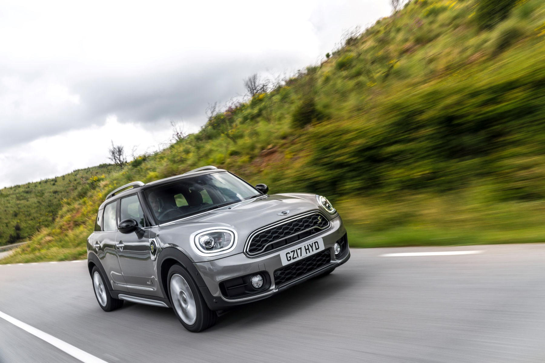 Mini Countryman Cooper S E All4 Plug-in Hybrid Review | CAR Magazine