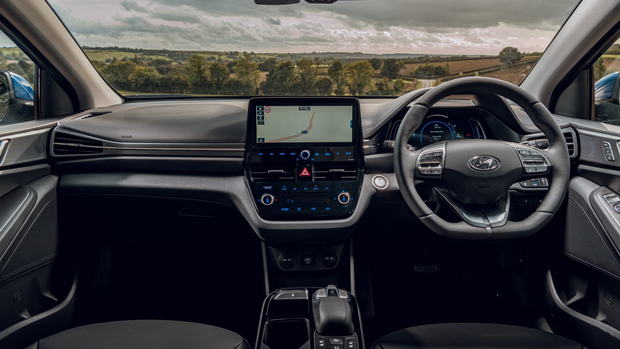 Het beste maximaliseren Intiem Hyundai Ioniq Electric review | CAR Magazine