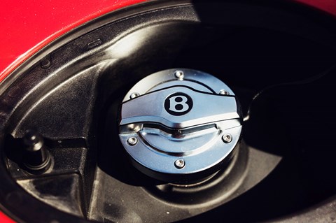 Conti LTT fuel cap