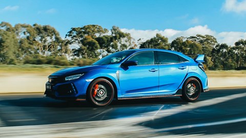 Honda Civic Type R vs Hyundai i30 Fastback N