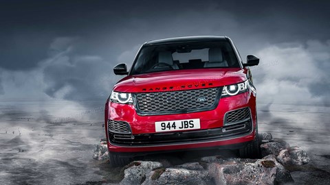 The L460 Range Rover (2021) is underpinned by the latest Jaguar Land Rover MLA tech architecture