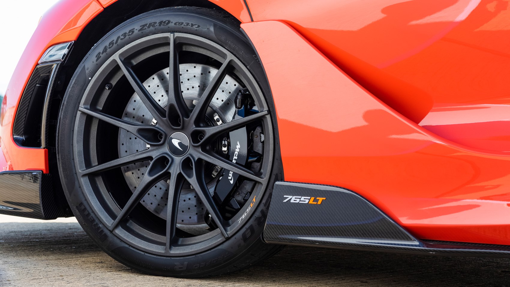 765lt wheel