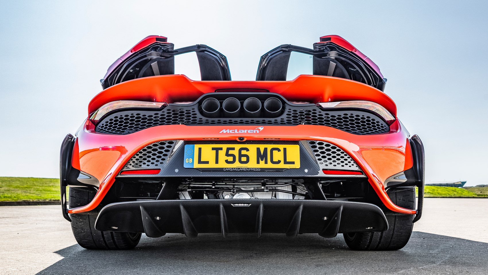 765lt rear