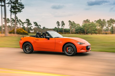 2020 Mazda MX-5 dynamic