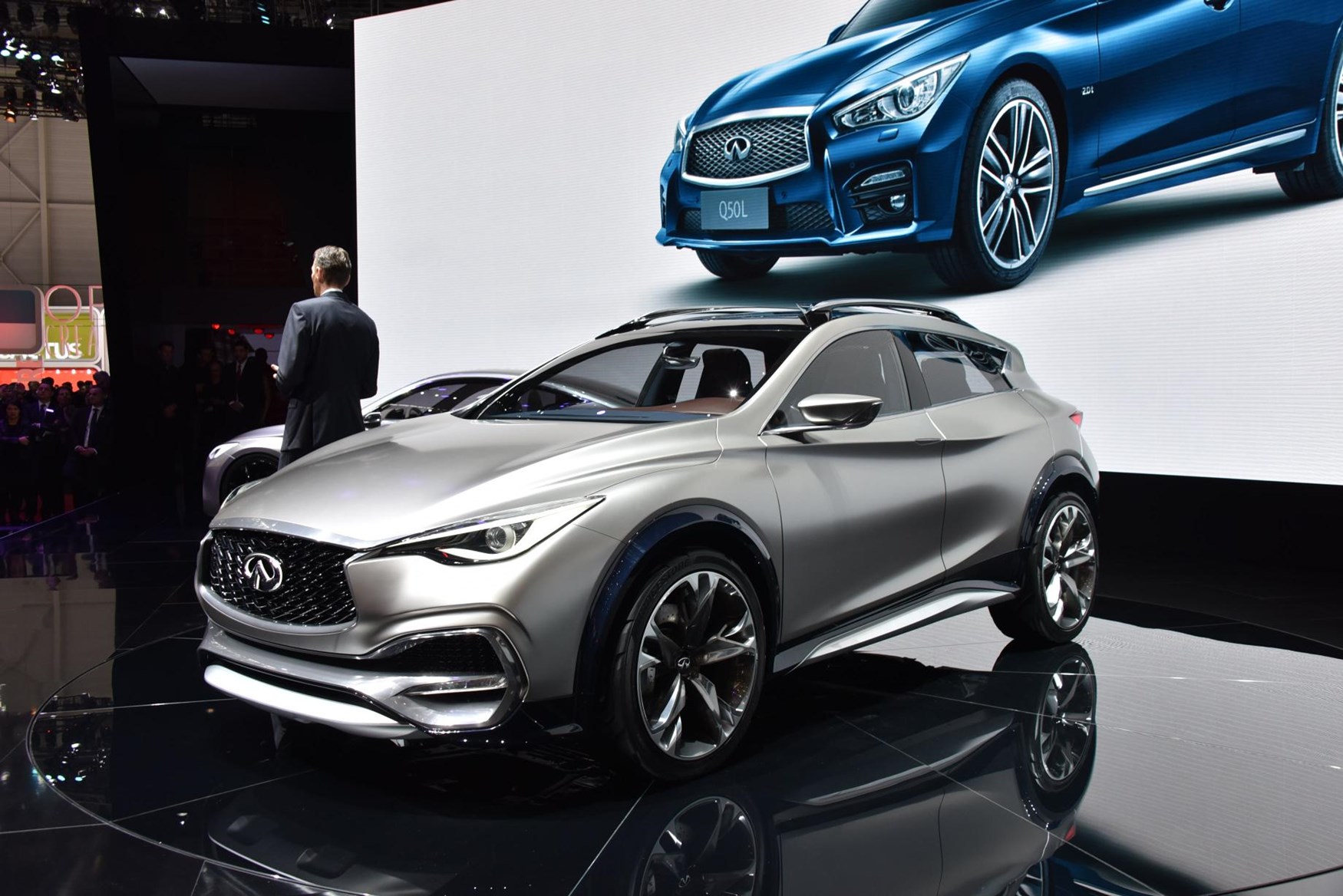 Infiniti QX30 (2016): the car to make you take Infiniti seriously