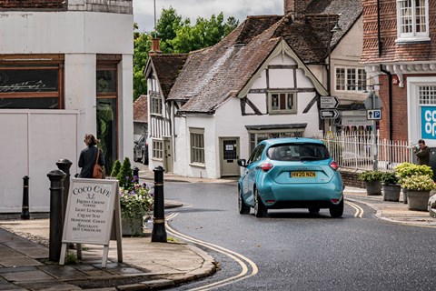 Renault Zoe LTT village