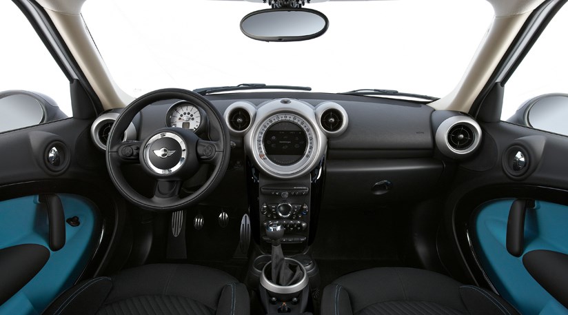 The New 2018 Aston Martin Vantage Revealed In Pictures Car Magazine