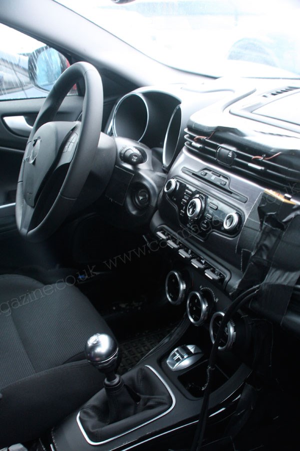 Alfa Romeo Giulietta (2010) interior spy photos | CAR Magazine Alfa Romeo Giulietta (2010) interior spy photos | CAR Magazine