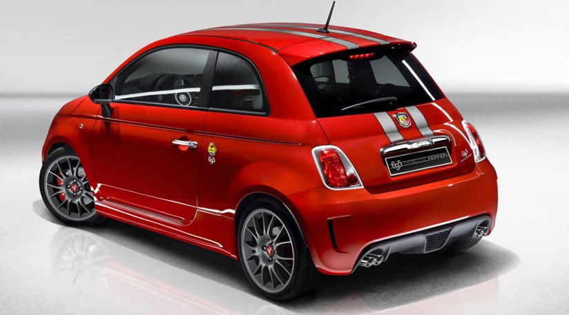 Abarth 695 Tributo Ferrari The 30k Fiat 500 Is Here Car Magazine