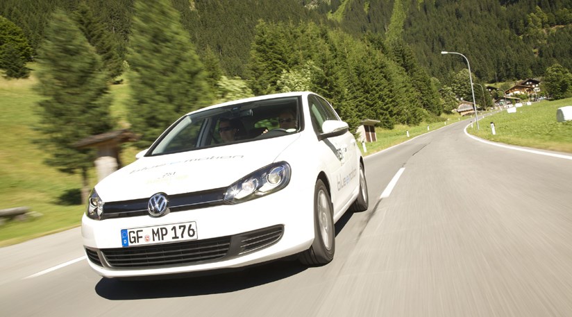 Vw Golf Blue E Motion 2017 Review Car Magazine Vw Golf Blue E Motion 2017 Review