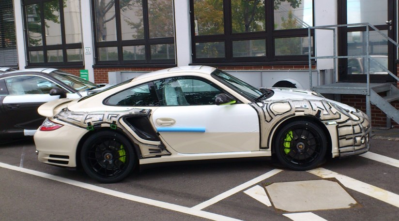 Reader spots four Porsche 911 Carrera S sports cars | CAR Magazine