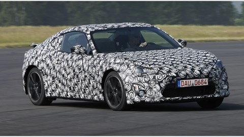 Toyota GT86 coupe (2012) CAR review 