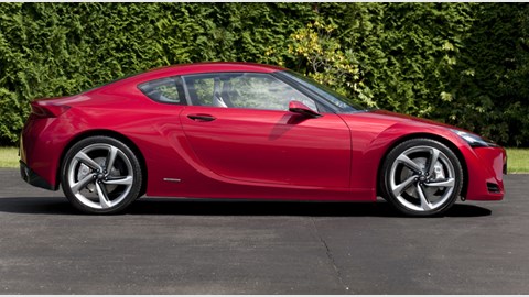 Toyota GT86 coupe (2012) CAR review 