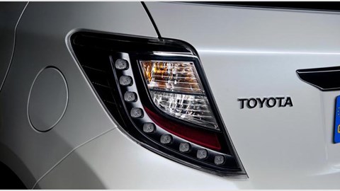 Toyota Yaris Hybrid (2012) review | CAR Magazine